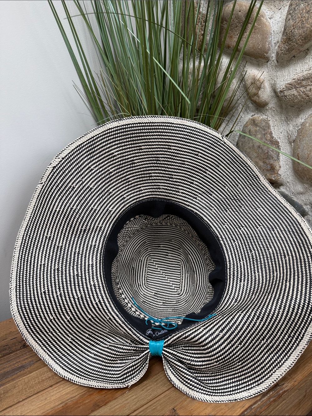 Jennifer Ouellette Paraiso Wide Brim Sun Hat - Picture 4 of 10